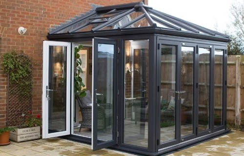 conservatory cleaning service northampton greenhouse glasshouse orangery cleaning